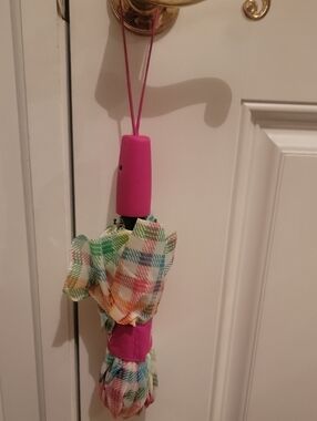 Betsey Johnson Umbrella. Vibrant Colors! Brand New!
